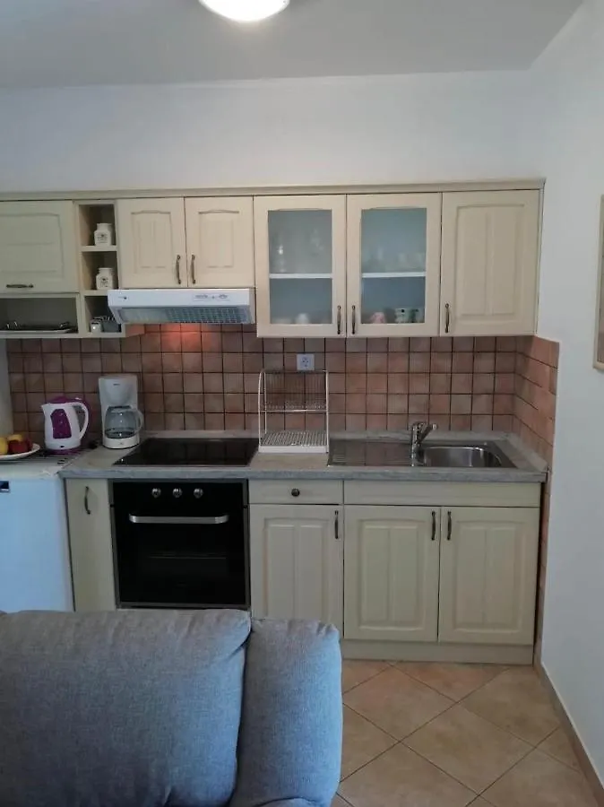 Apartment Mari Funtana