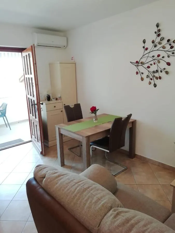 Apartment Mari Funtana Croatia