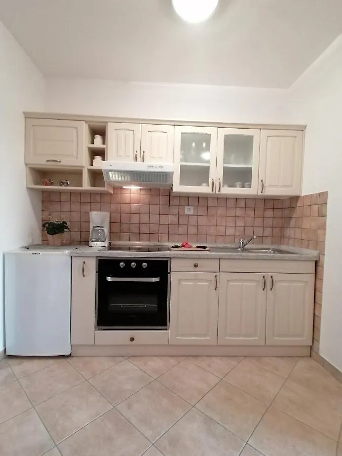 Apartment Mari Funtana Croatia