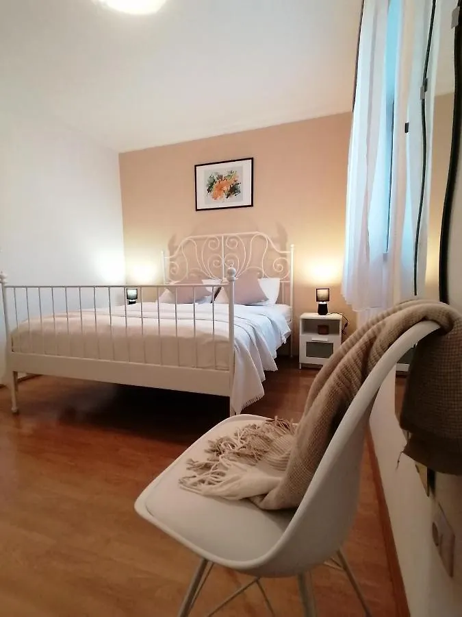 Apartment Mari Funtana